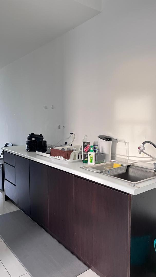 Fully Furnished Studio Unit. Sungai Buloh Exterior foto